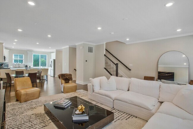 Foto del edificio - Spacious 3BR Townhome in Annapolis