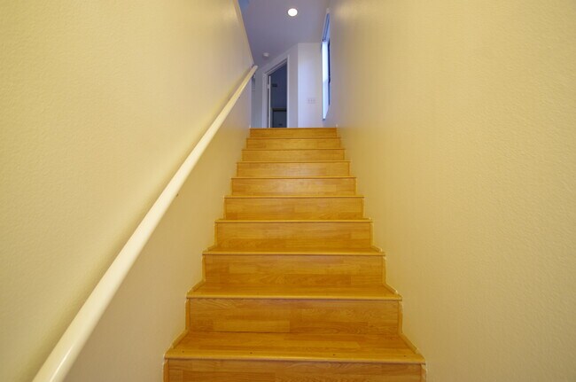Building Photo - 2312 Archwood Ln