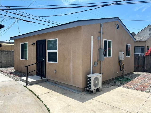 Building Photo - 2018 Thurman Ave.