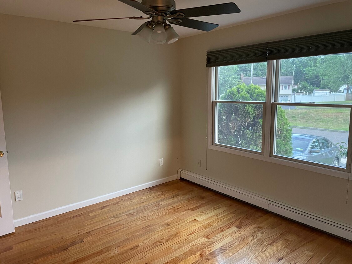 61 Steuben Blvd, Nesconset, NY 11767 House Rental in Nesconset, NY