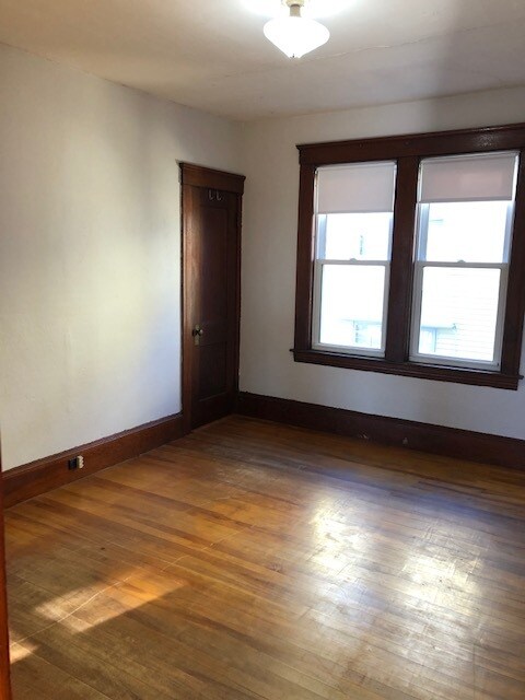 Bedroom 1 - 53 Pilgrim Ave