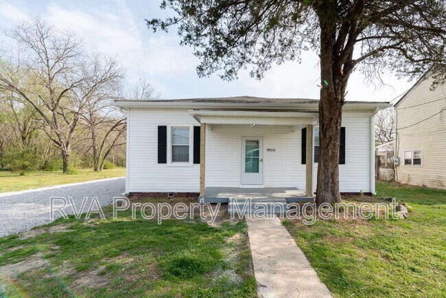 Building Photo - 9800 Golf Course Dr