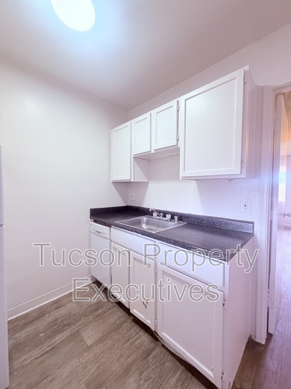 Foto del edificio - 219 W Fort Lowell Rd