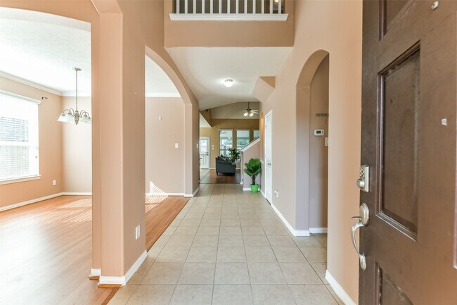 Foto del edificio - 2889 Flower Creek Ln