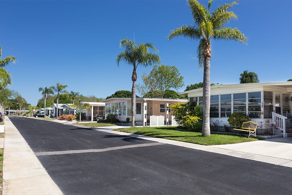 39248 US Highway 19 N, Tarpon Springs, FL 34689 House Rental in