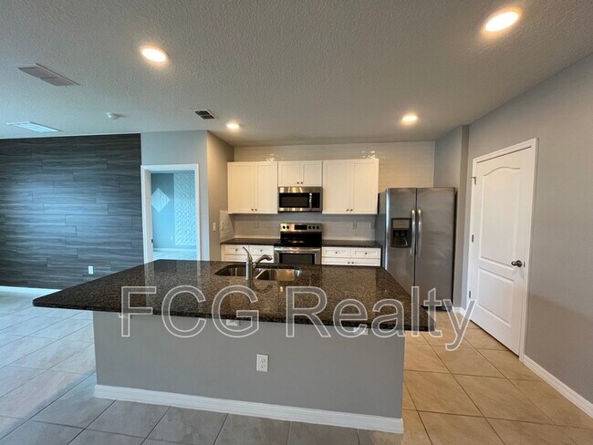 Building Photo - 5106 Fiddlewood Way