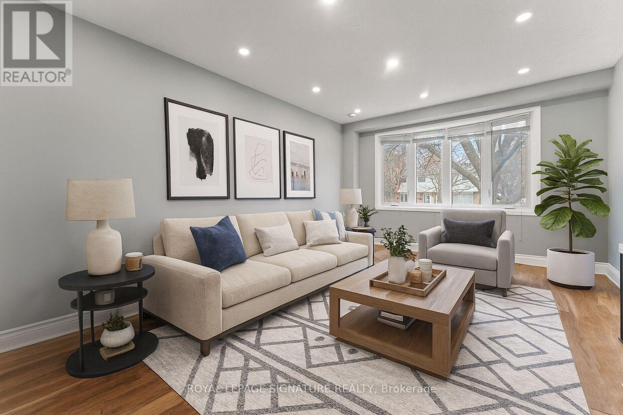 Primary Photo - 690 Elgin St