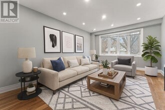 Building Photo - 690 Elgin St