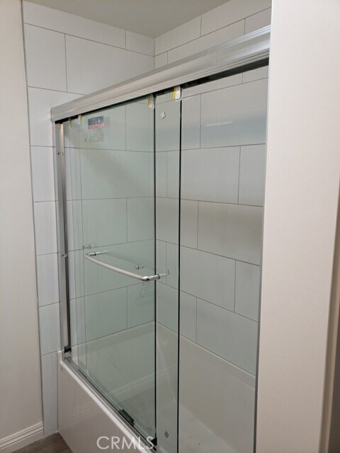 Foto del edificio - 5700 Ravenspur Dr