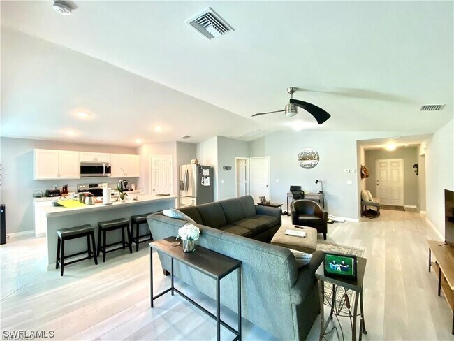 Foto del edificio - 1427 NE 33rd Terrace