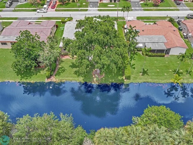 Foto del edificio - 9160 SW 56th St