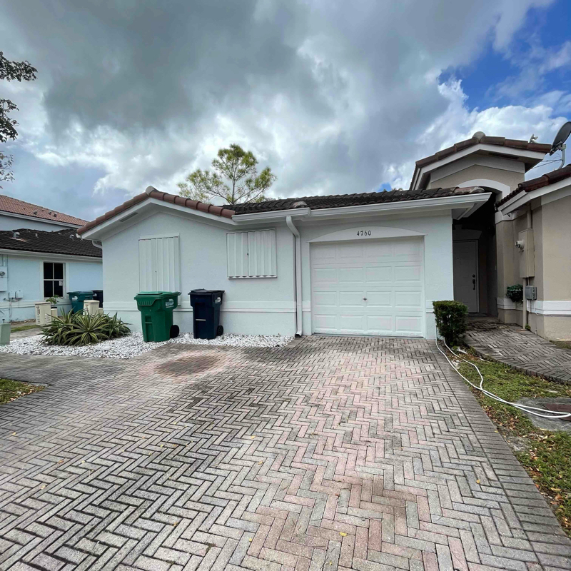 Primary Photo - 4760 SW 166th Ct