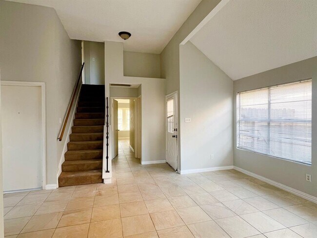 Foto del edificio - 18586 N Lyford Dr
