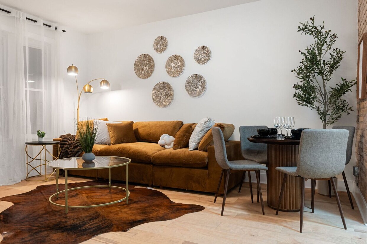 Primary Photo - 618 W Patterson Ave