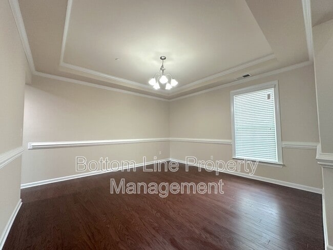 Building Photo - 1007 Anatrella Ln NW