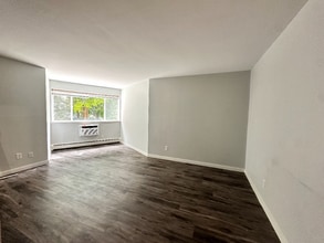 Building Photo - 2545 N Cramer St