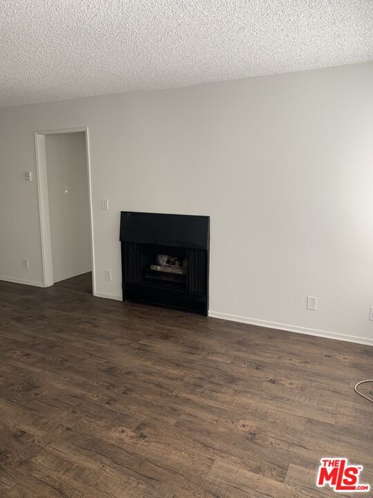 Building Photo - 1820 S Bentley Ave