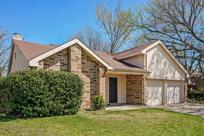 Building Photo - 405 Lemon Dr