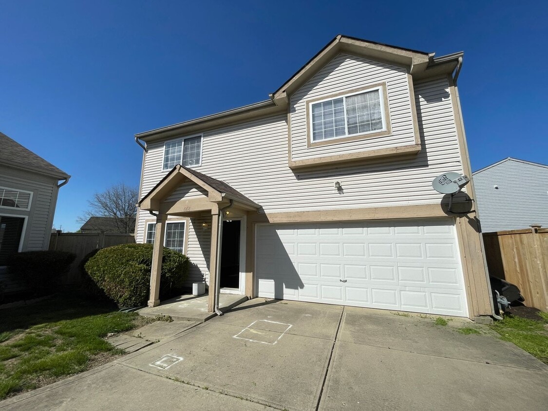 Foto principal - A Fantastic 3 bedroom 2.5 Bath home in Gre...