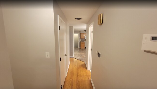 Building Photo - 205 Minty Ave