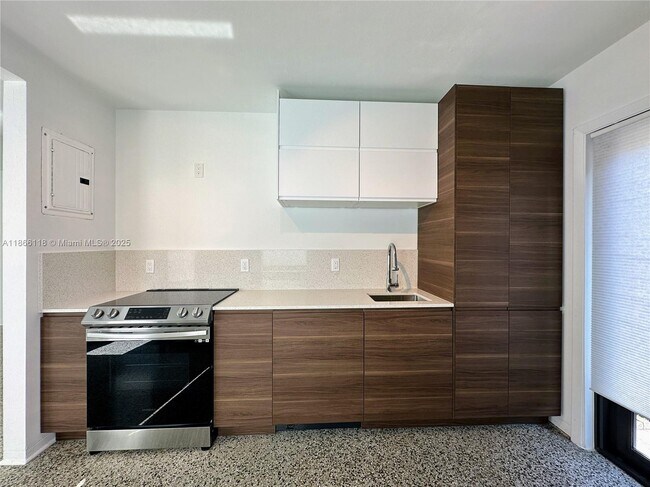 Foto del edificio - 1117 NE 17th Terrace