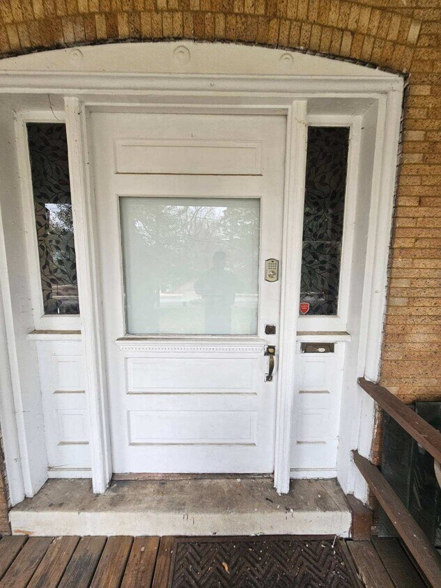 Primary Photo - 126 N Wycombe Ave