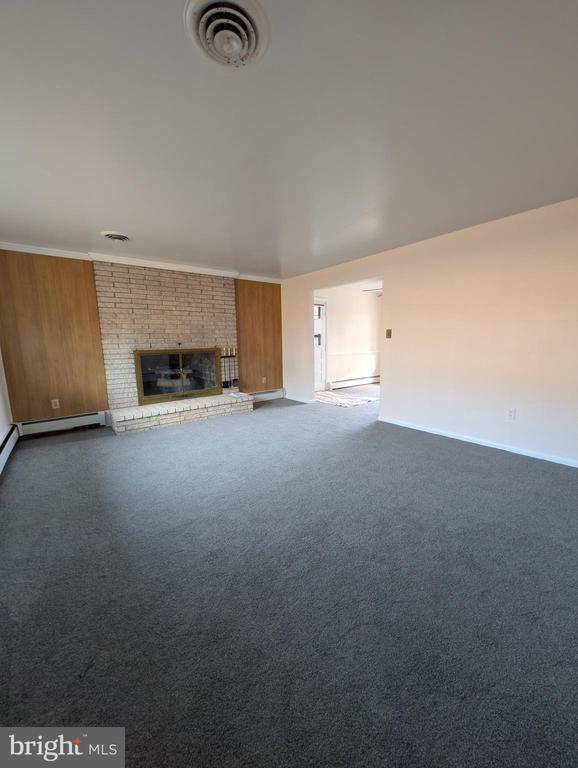 Building Photo - 8105 Devlin Rd