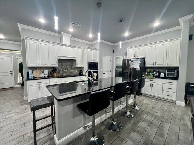 Foto del edificio - 2350 Cameo Ln