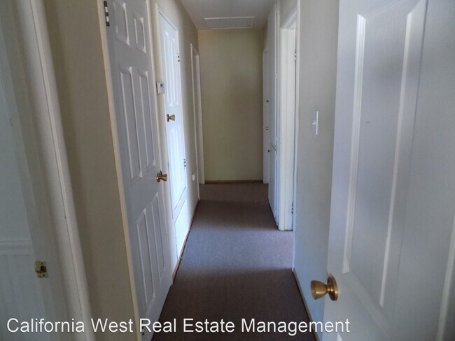 Building Photo - 5 br, 3 bath House - 479 HIGHLAND