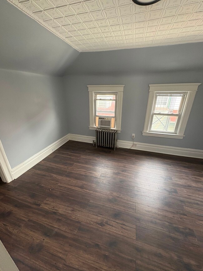Photo - 352 S Tenth Ave (Mount Vernon, NY) Apartment