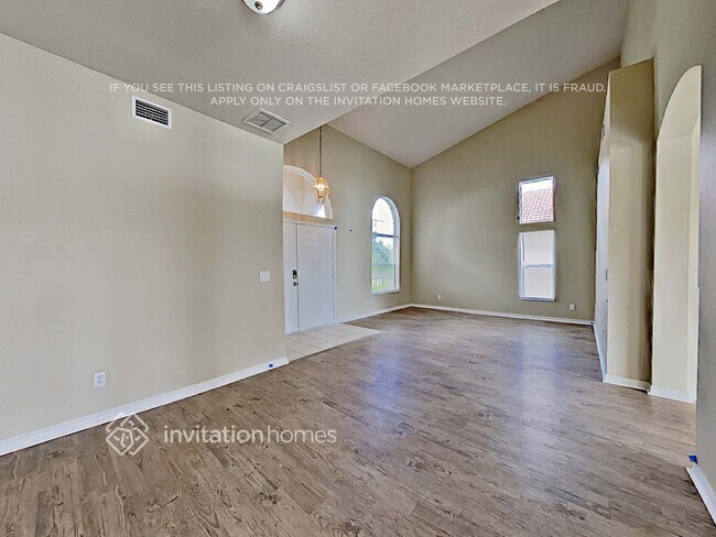 Building Photo - 6127 46th St E