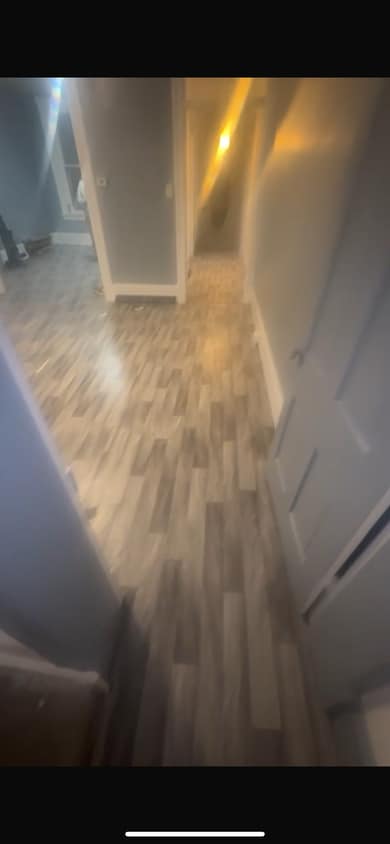 Building Photo - 144 S Mulberry St