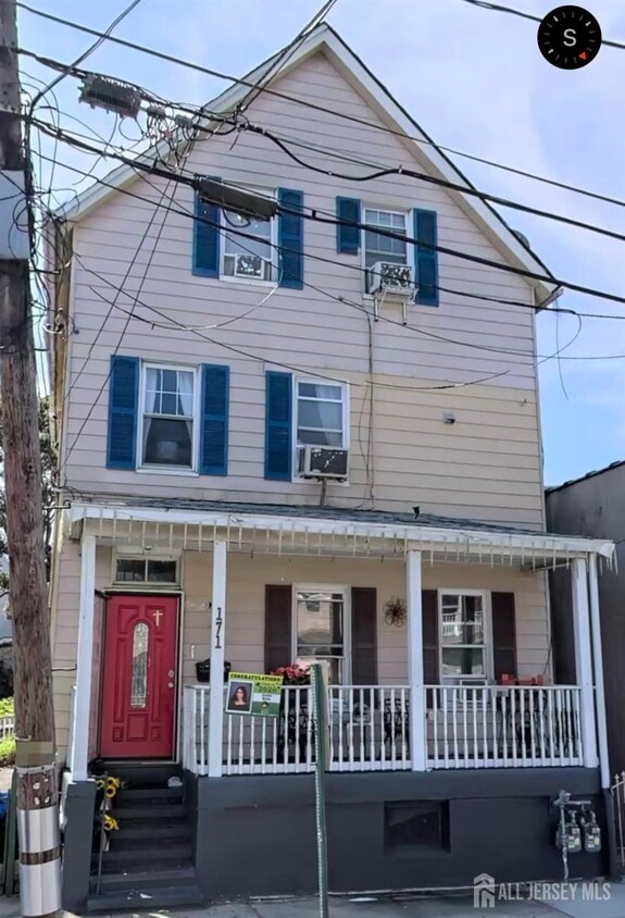 Primary Photo - 171 Chauncey St
