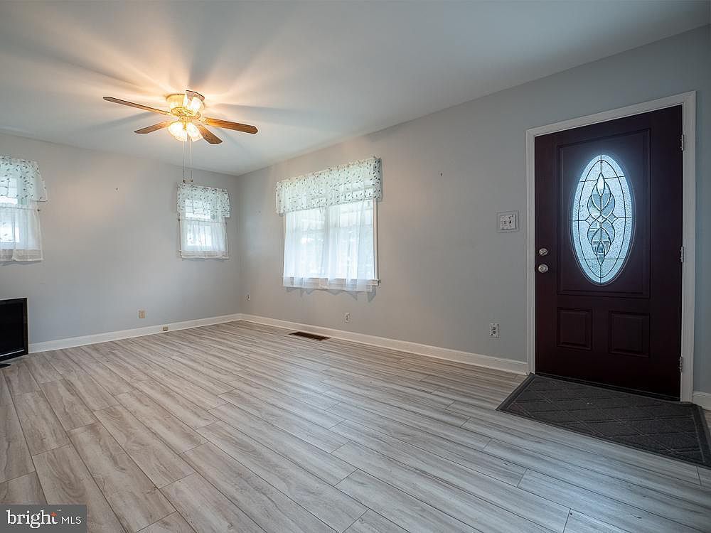 2918 Wayland Dr, Madison, WI 53713 House Rental in Madison, WI