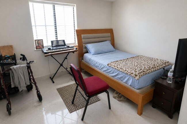 Foto del edificio - 6215 W 22nd Ct