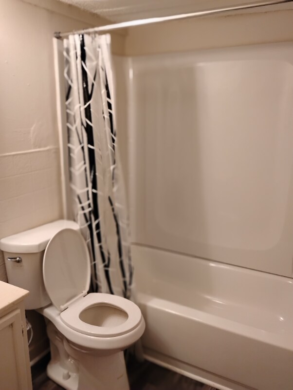 Foto del edificio - 123 Lucille Rd