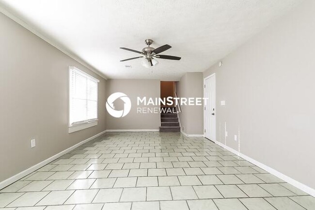 Building Photo - 3 Bedroom Pet-Friendly Home in Snellville,...