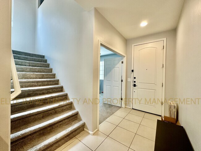 Foto del edificio - 10050 E Fay Canyon Trail