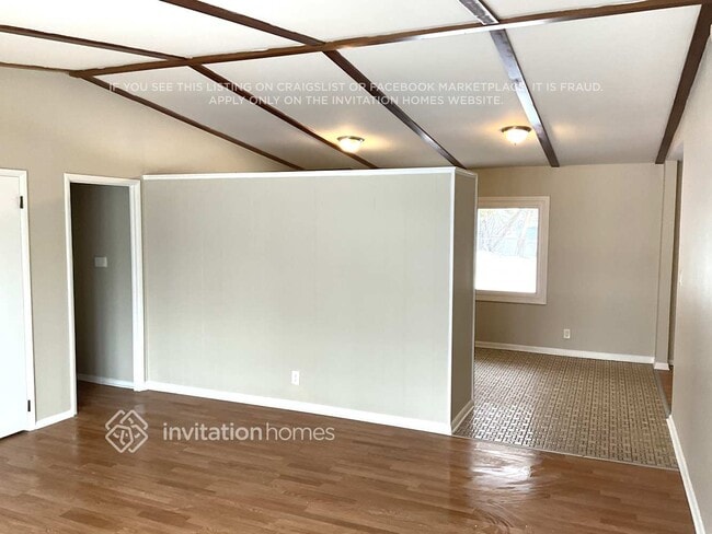 Building Photo - 903 Vine St