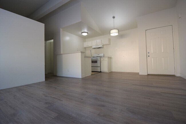 Foto del edificio - 5754 Colfax Ave