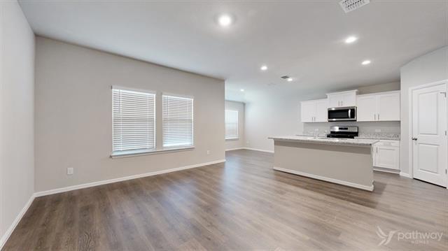 Foto del edificio - 1624 Vandemere Ct