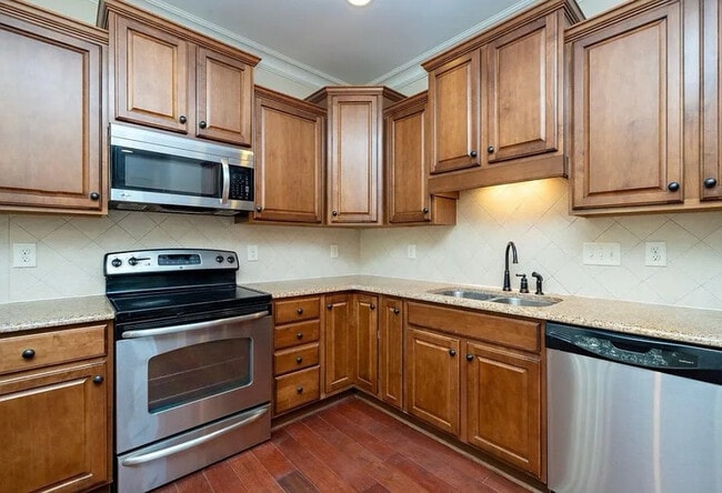 Foto del edificio - Room in Townhome on Indigo Ridge Pl