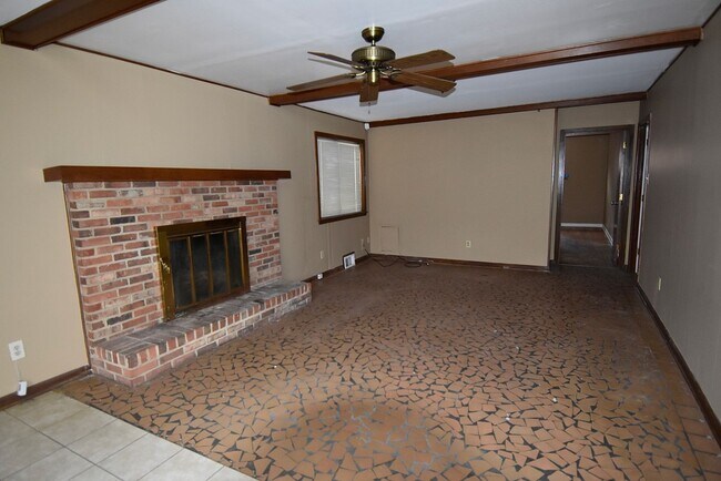 Foto del edificio - Spacious 4-Bedroom Home in Memphis-Comfort & Convenience!