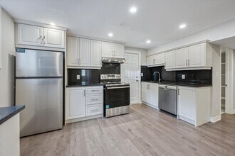 Building Photo - 7485 Hammersley Rd