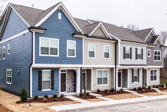 Building Photo - 261 Old Grove Ln