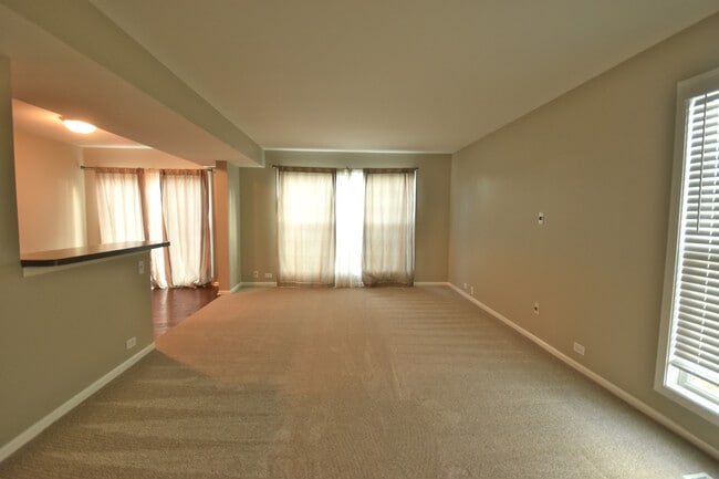 Foto del edificio - 1625 College Green Dr