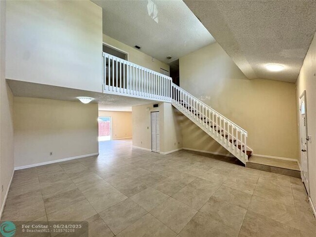 Building Photo - 12159 SW 52nd Ct