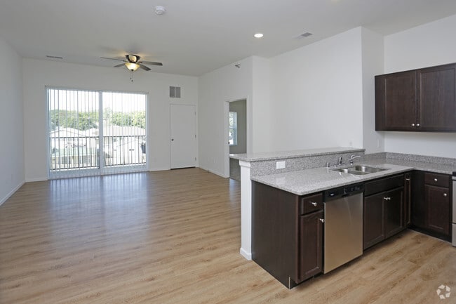 Interior Photo - 301 Main Street South