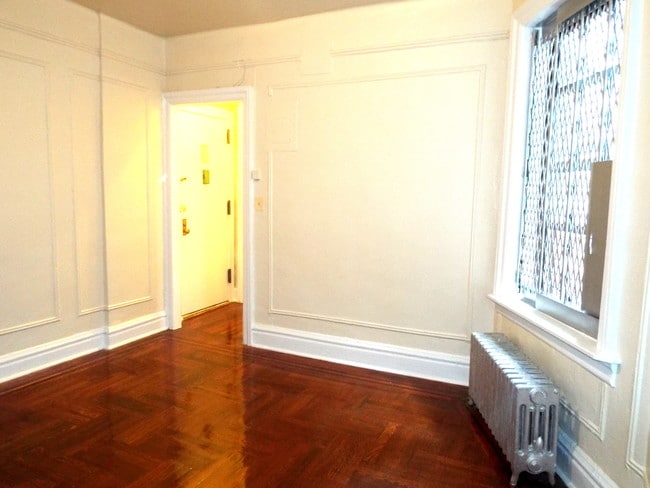 Building Photo - 267 Edgecombe Ave