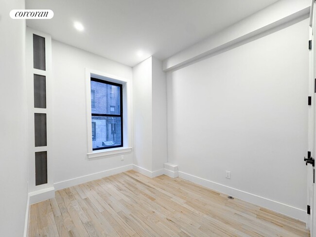 Foto del edificio - 204 W 96th St